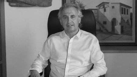 KONSANTINOS_KONSTANTE.width-750