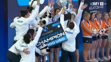 ellada-aponomi-20425