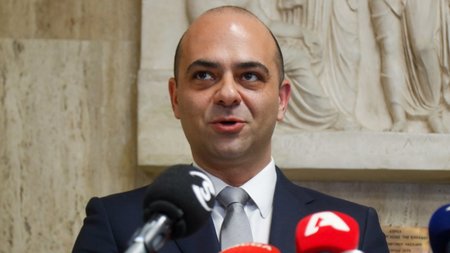 MixCollage-14-Mar-2024-08-23-AM-6277