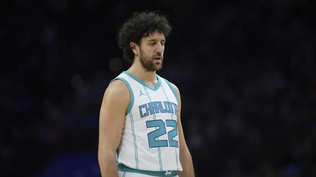 AP24356124884680-1200x800