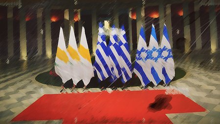 athens-greece-02nd-jan-2020-flags-of-cyprus-left-greece-centre-and-israel-in-zappeion-for-the-east-med-pipeline-agreement-photo-by-dimitrios-karvountzispacific-press-credit-pacific-press-agencyalamy-live-news-2AJ4JXX