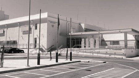 ΔΙΚΑΣΤΗΡΙΟ-ΑΜΜΟΧΩΣΤΟΥ