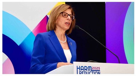 MixCollage-27-May-2025-10-26-AM-906