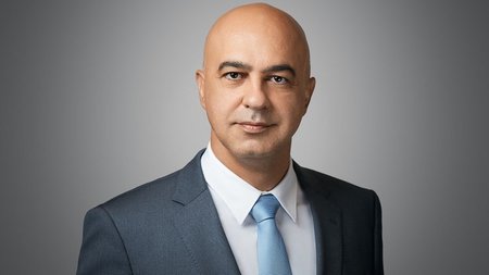 GIORGOS_ThEOKhARIDES.width-750