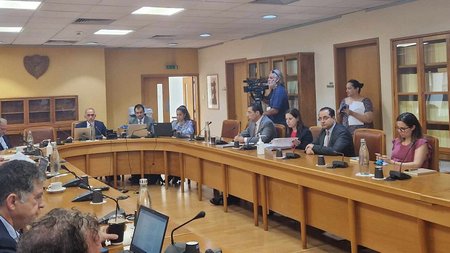 εξωτερικών