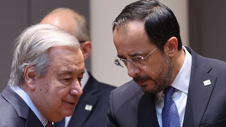 προεδρος γκουτερες