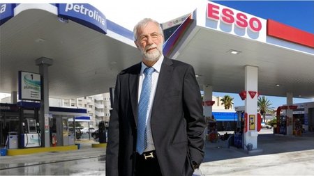 NTINOS_LEUKARITES-PETROLINA-ESSO.width-750