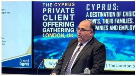 MixCollage-04-Dec-2024-11-47-AM-4060.width-750