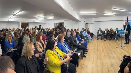 a2242641-3a75-4f7f-a71e-8d675a813b6e