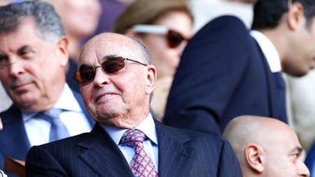 skynews-tottenham-joe-lewis_62_094325