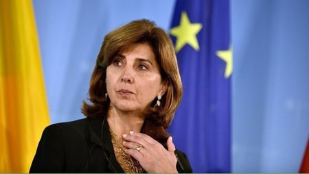 MixCollage-29-Jan-2024-08-13-AM-7152