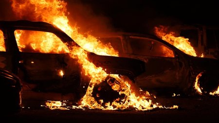 3312d78e-8d9d-4290-b68e-53de63596b55_indianapolis-auction-lot-fire-14.jpg0