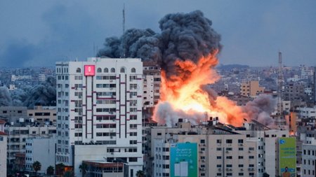 2023-10-07T152434Z_1033163424_RC2RN3AEA9VX_RTRMADP_5_ISRAEL-PALESTINIANS