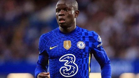 ngolo-kante-in-action-for-chelsea-compressed[1]_0