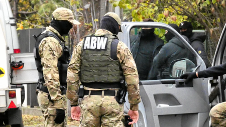 DB191110_1040725_1_50-1080x675