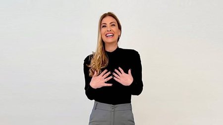 ΔΕΣΠΟΙΝΑ ΚΑΜΠΟΥΡΗ 1