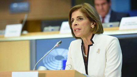 stella_kyriakidou-696x428