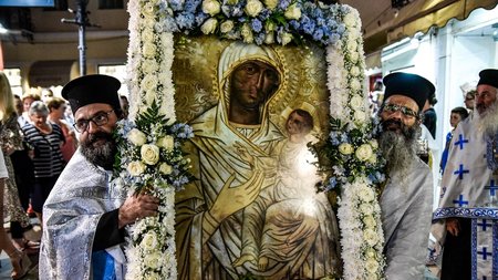 dekapentaugoustos1-scaled-1