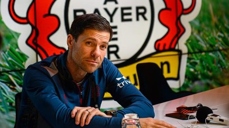 Xavi Alonso Bayer Leverkusen roundtable 111423