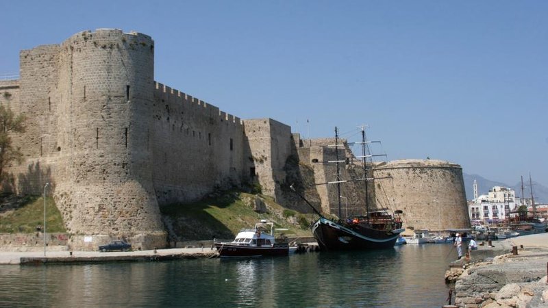 kastro-keryneias
