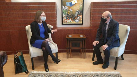 63f2fa2d-7b9b-48ea-afc6-61663866f03f.jpg