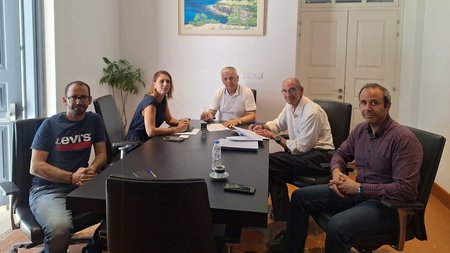 ΣΤΑΘΜΟΙ ΦΟΡΤΙΣΗΣ-ΔΗΜΟΣ ΠΟΛΗΣ ΧΡΥΣΟΧΟΥΣ