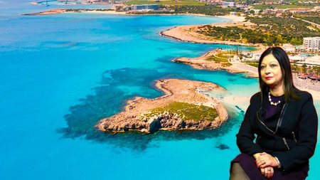 ΑΝΝΙΤΑ ΔΗΜΗΤΡΙΑΔΟΥ ΠΑΡΑΛΙΕΣ