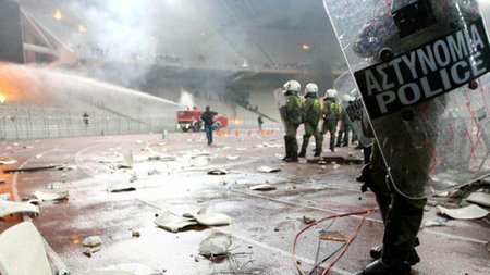 βια στα γηπεδα_0