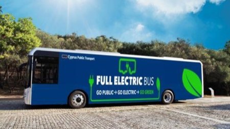 MixCollage-06-Feb-2024-08-20-AM-9307