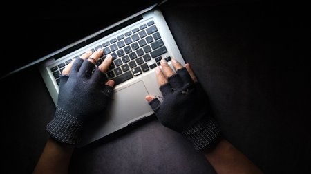 paidiki-pornografia-apati