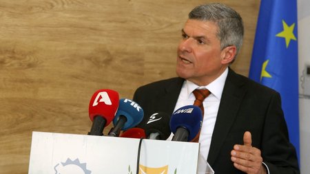 b_assetsgallery466967803