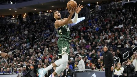 giannis-thunder-mvp_225814 (1)