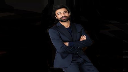 1649500413258-959106498-queen