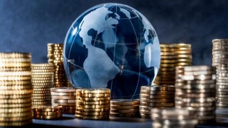 PAGKOSMIA_OIKONOMIA-EPITOKIA.width-750