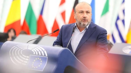 thumbnail_dimitris_papadakis_koinoboylio_30