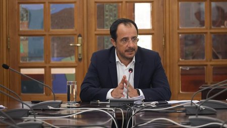 230821125323_NIKOS-CHRISTODOULIDES02-XLORAKA