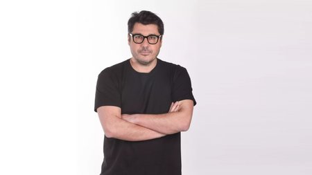 ΛΑΜΠΡΟΣ ΚΩΝΣΤΑΝΤΑΡΑΣ 1