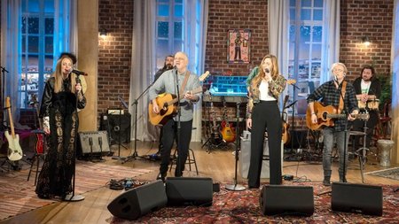 mi-chasete-to-teleytaio-moysiko-koyti-kalesmenoi-o-miltos-paschalidis-kai-i-natassa-mpofilioy-1024x574