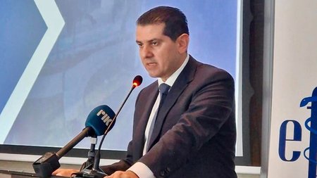 MixCollage-26-May-2025-12-59-PM-3573