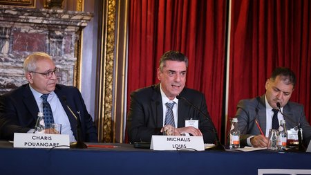 ΜΙΧΑΛΗΣ ΛΟΥΗΣ ΠΟΥΑΓΚΑΡΕ