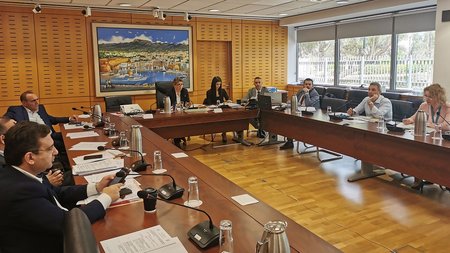 ΕΠΙΤΡΟΠΗ ΟΙΚΟΝΟΜΙΚΩΝ