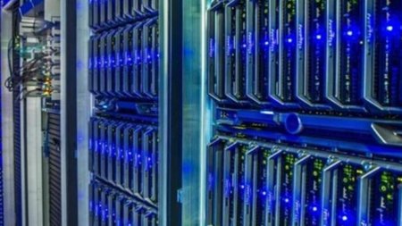 Servers_Computer-scaled