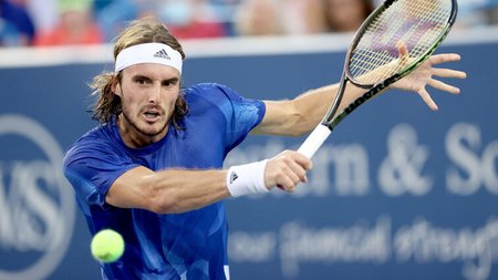 csm_tsitsipas-pause_09a4ae3db6