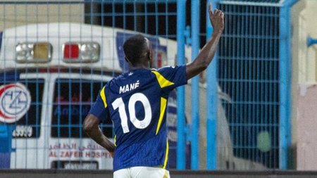 gqxflwvxsaaxzic_235640