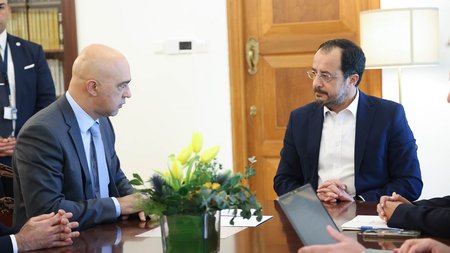 ΘΕΟΧΑΡΙΔΗΣ-ΧΡΙΣΤΟΔΟΥΛΙΔΗΣ