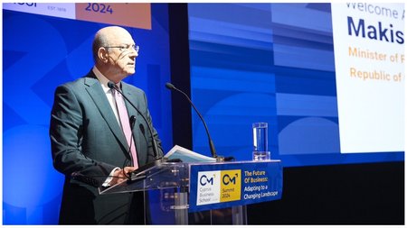 MixCollage-06-Apr-2024-10-57-AM-9103