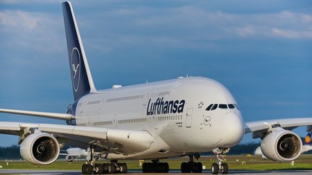LUFTHANSA