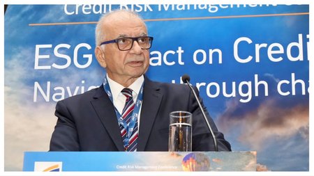 MixCollage-04-Nov-2024-09-57-AM-4204