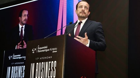 ΝΙΚΟΣ ΧΡΙΣΤΟΔΟΥΛΙΔΗΣ INBAWARDS 1