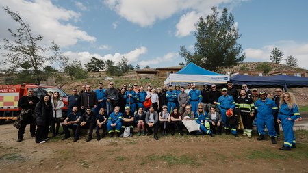 trapezakyproukoiniekpaidefsi